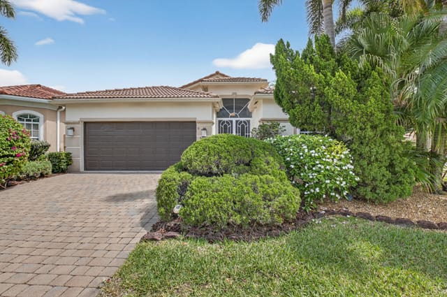 6772 Pisano Drive, sold in Villaggio, Lake Worth, FL