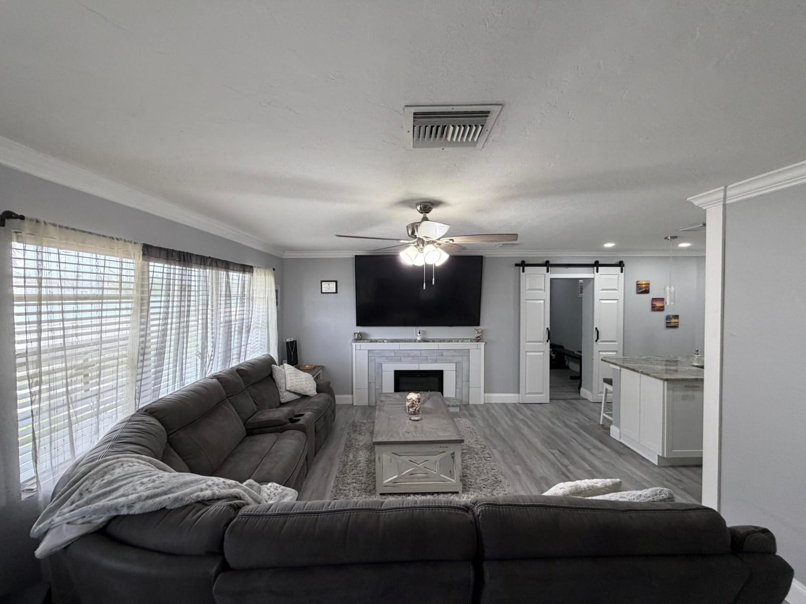 709 Caddie Place, West Palm Beach, FL 33409 photo 3