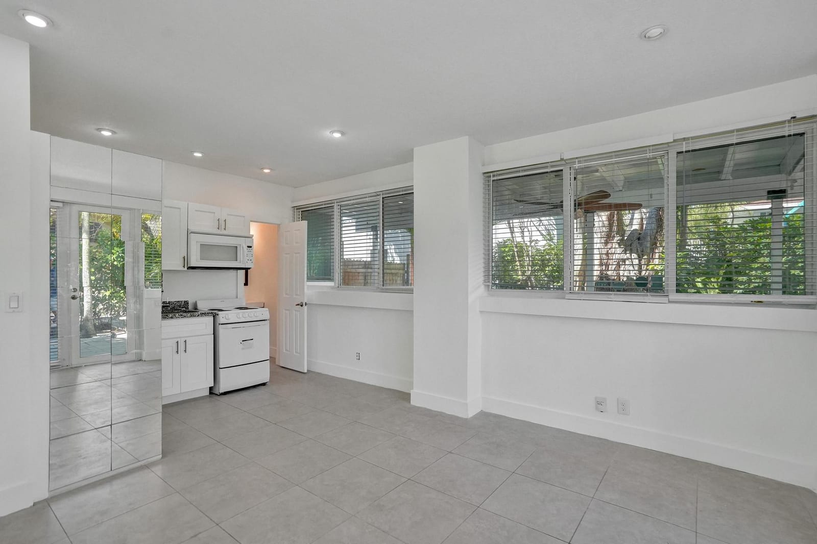 1415 SE 2nd Street 1-4, Fort Lauderdale, FL 33301 photo 18