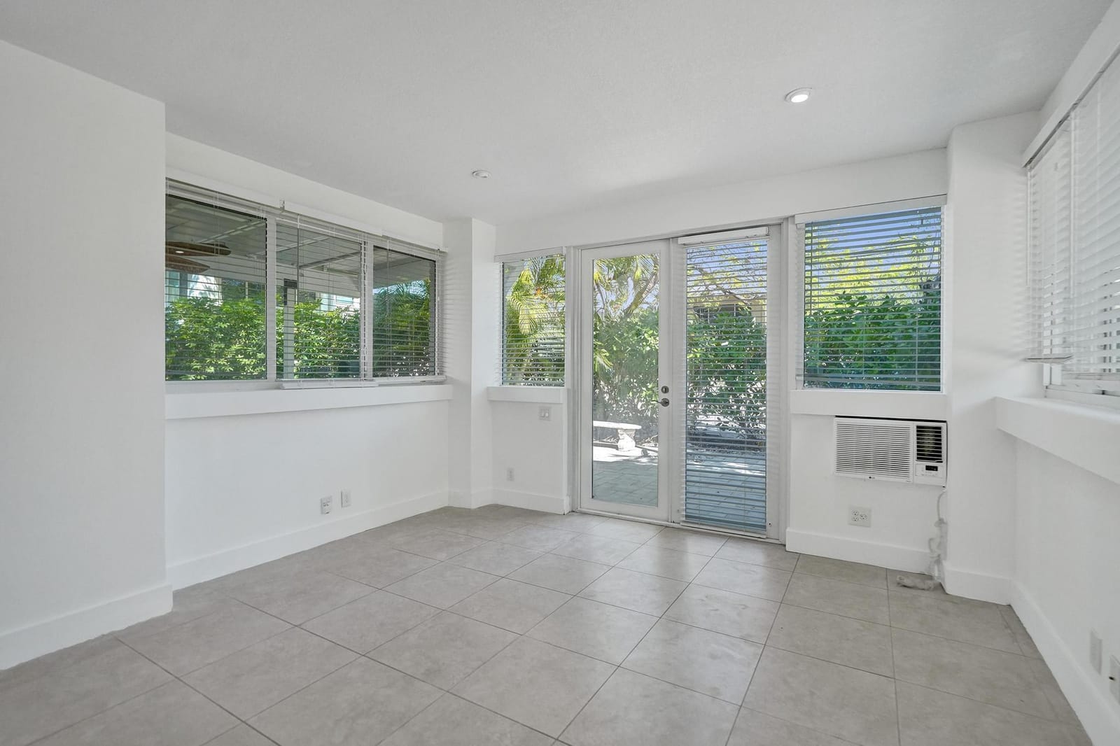1415 SE 2nd Street 1-4, Fort Lauderdale, FL 33301 photo 26