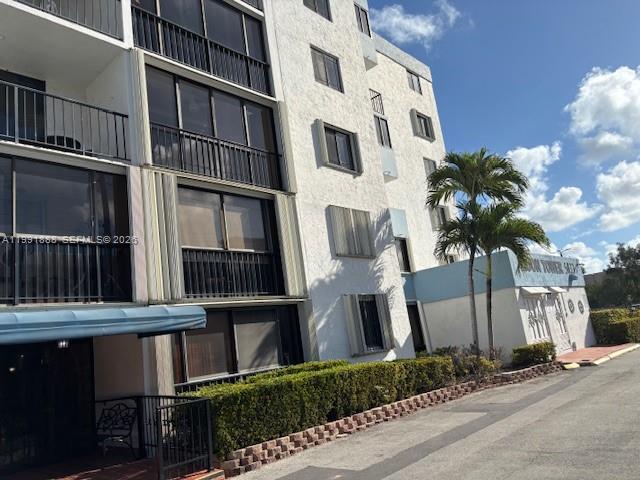 5033 NW 7th Street 101, Miami, FL 33126, Miami