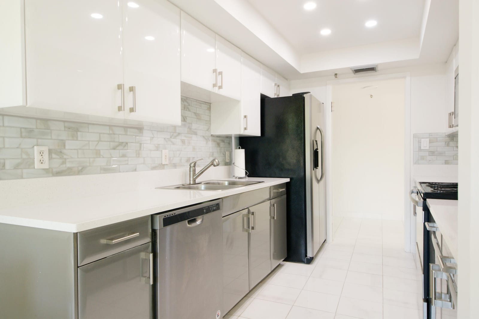 2450 Presidential Way 208, West Palm Beach, FL 33401 photo 18