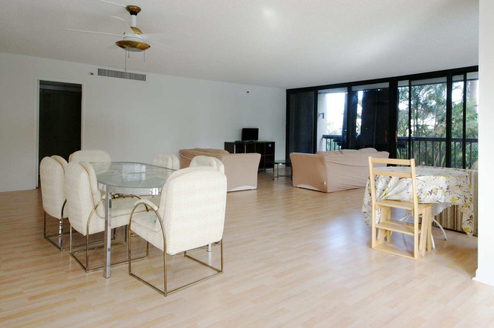 2450 Presidential Way 208 — photo 9