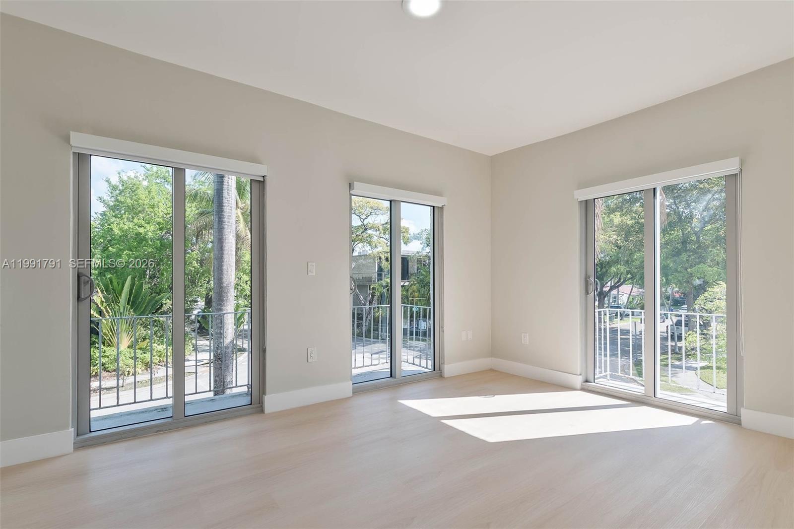 694 NE 76th Street 6, Miami, FL 33138, Miami