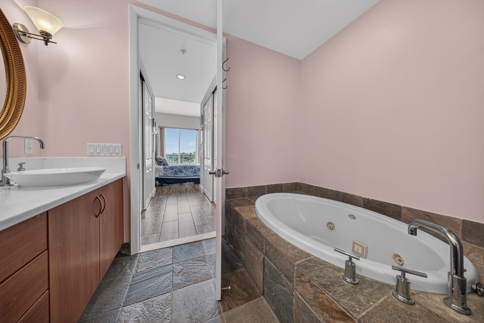 2631 NE 14th Avenue 406, Wilton Manors, FL 33334 photo 19