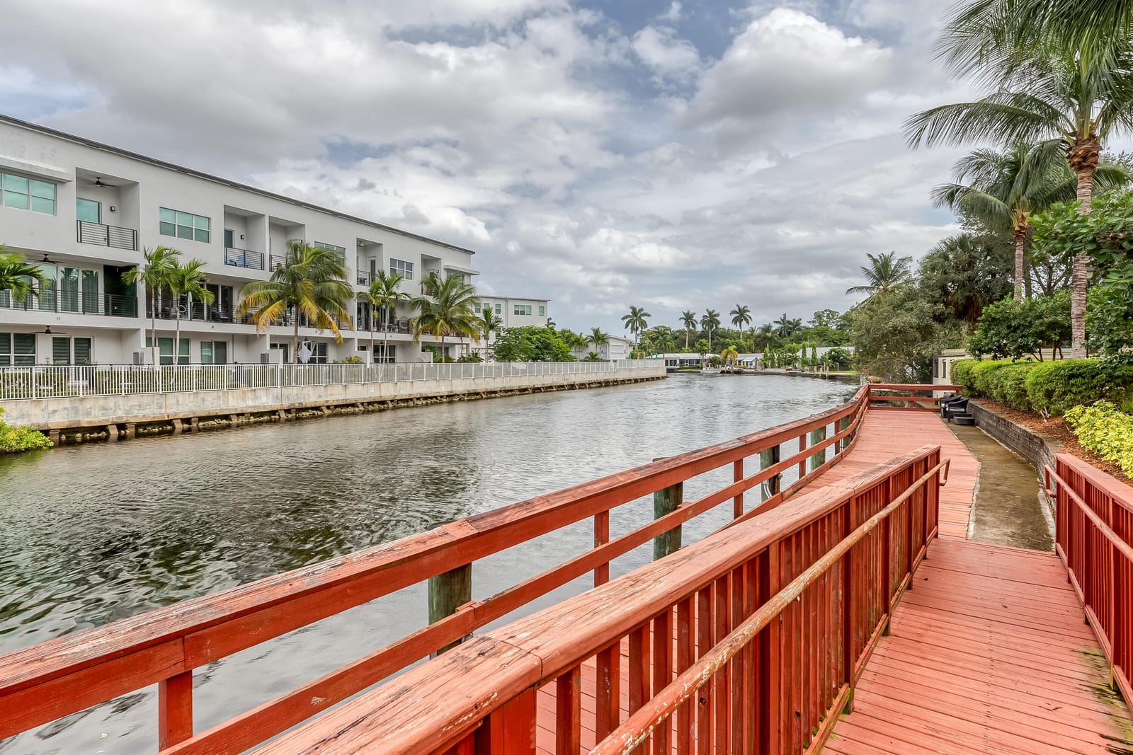 2631 NE 14th Avenue 406, Wilton Manors, FL 33334 photo 4