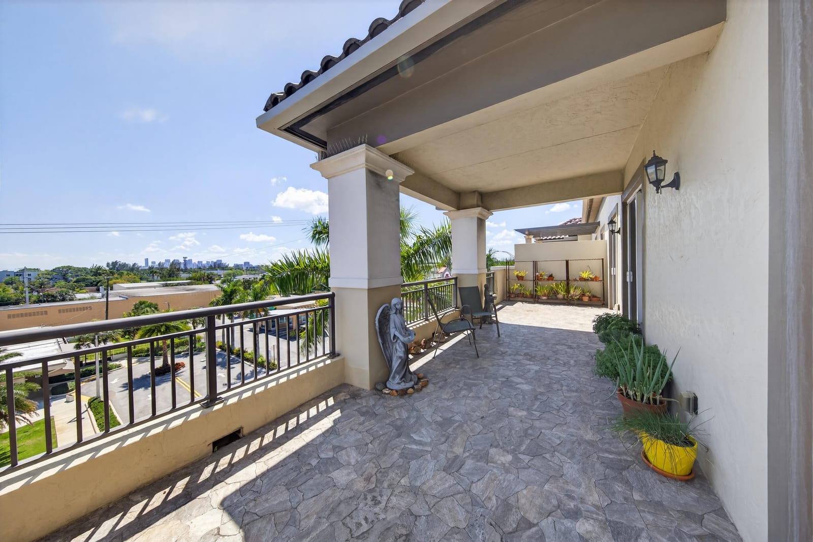 2631 NE 14th Avenue 406, Wilton Manors, FL 33334 photo 6