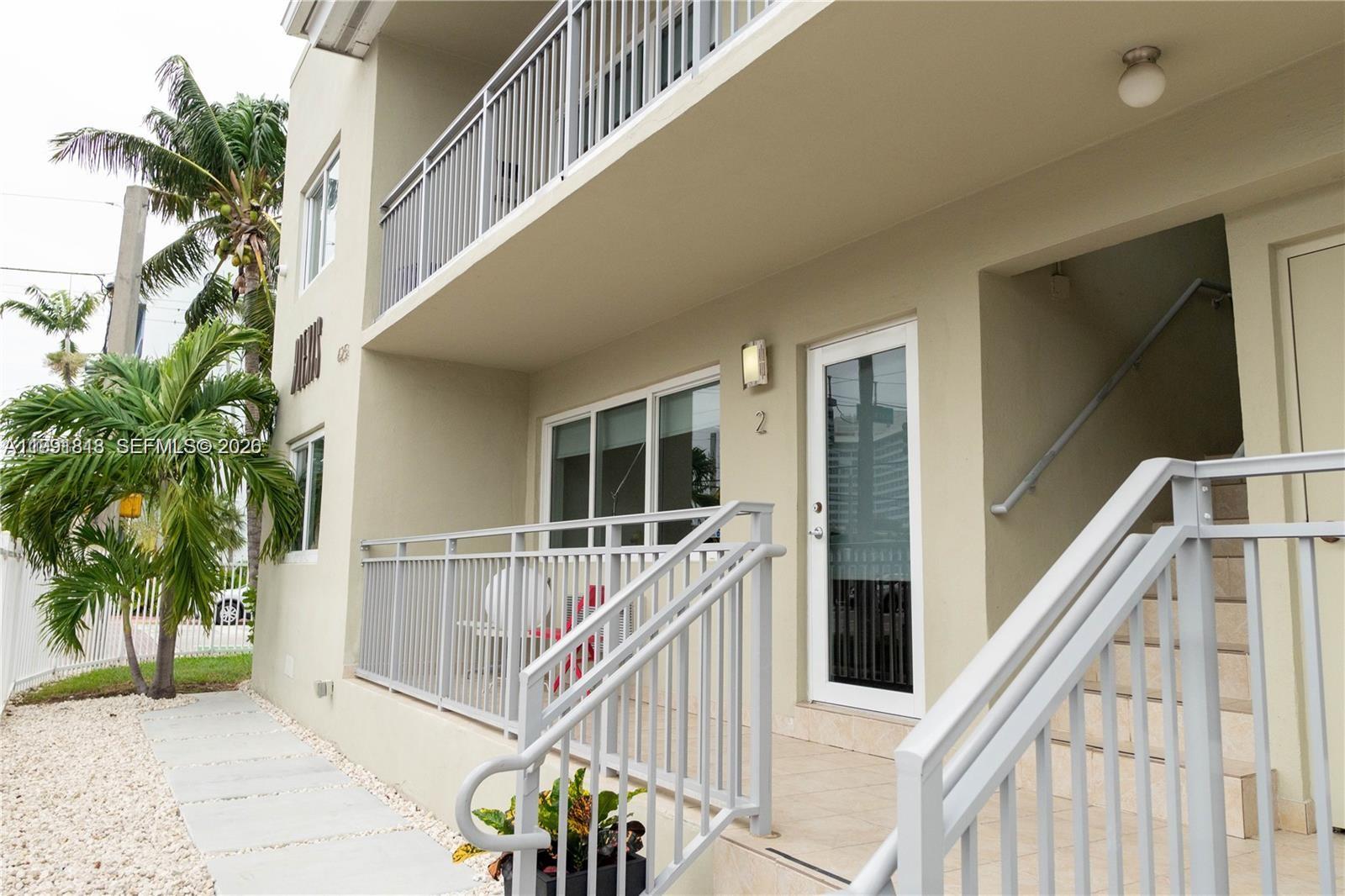 625 77th Street 2, Miami Beach, FL 33141, Miami Beach