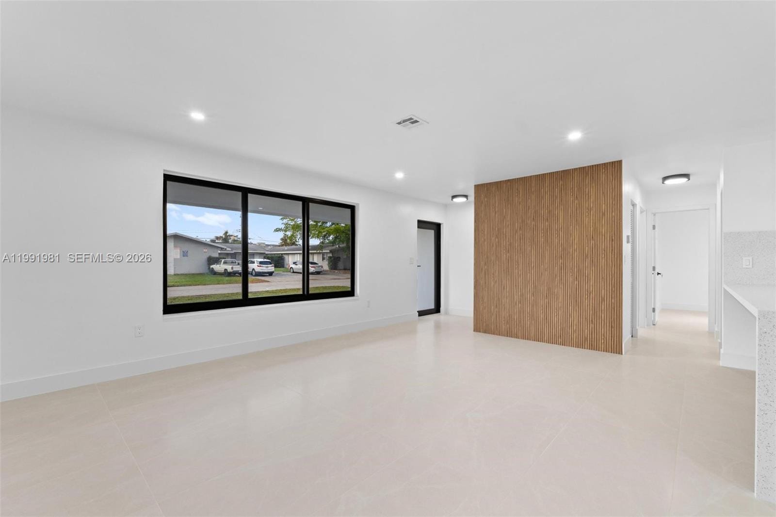 7570 Venetian Street, Miramar, FL 33023 photo 9