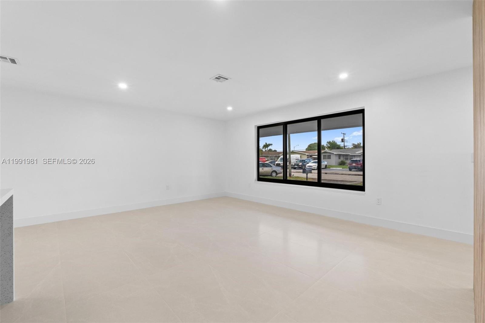 7570 Venetian Street, Miramar, FL 33023 photo 10