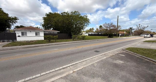 426 SW 6 Avenue, Homestead, FL 33030