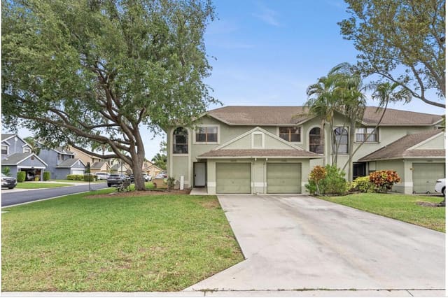 12176 Pasadena Way, sold in Northpointe, Boynton Beach, FL