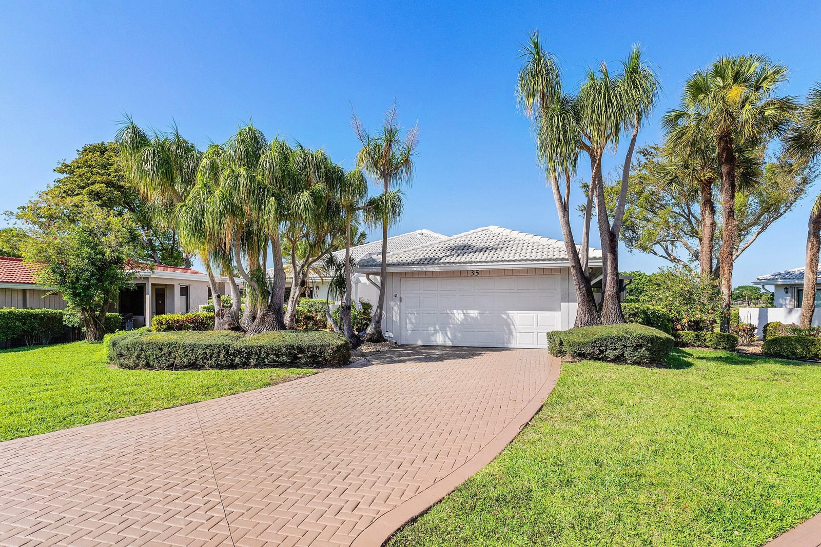 35 Estate Drive — photo 3