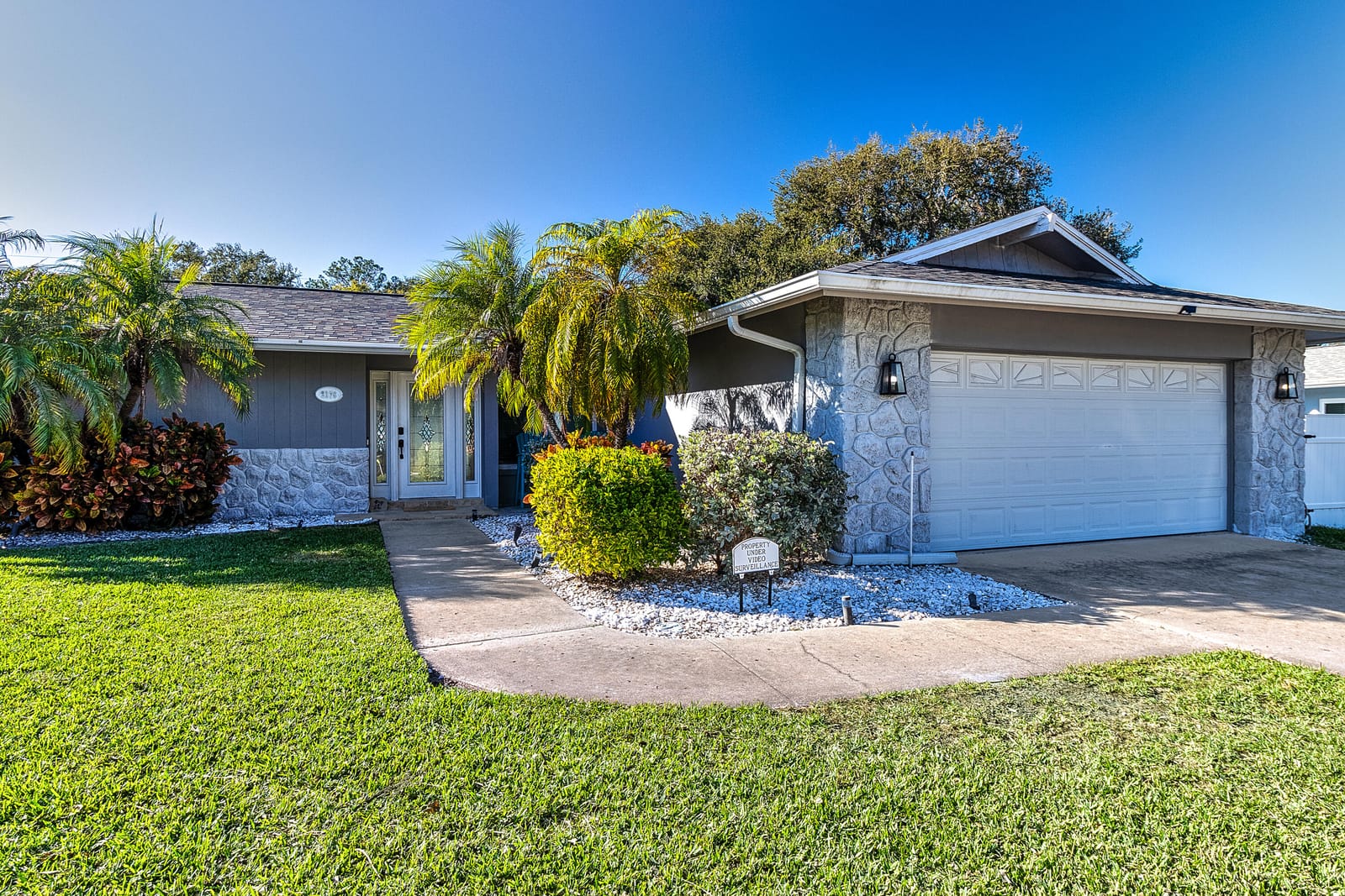2376 Armour Drive — photo 3