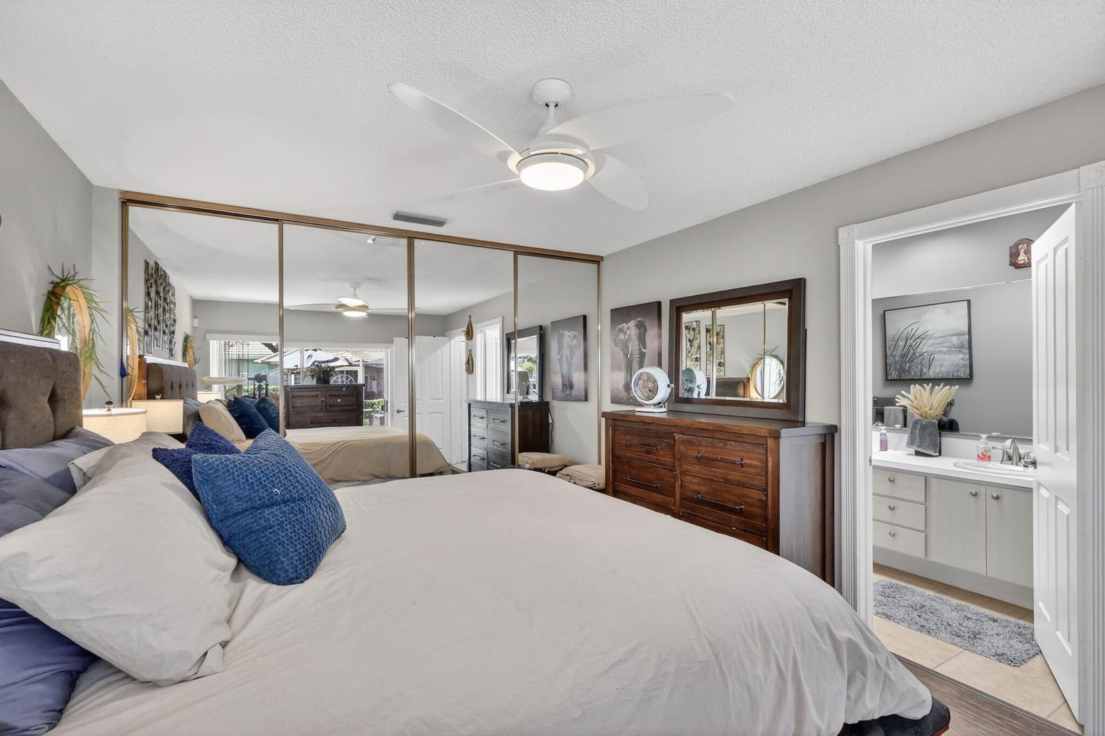 1242 NW Sun Terrace Circle 12c — photo 10