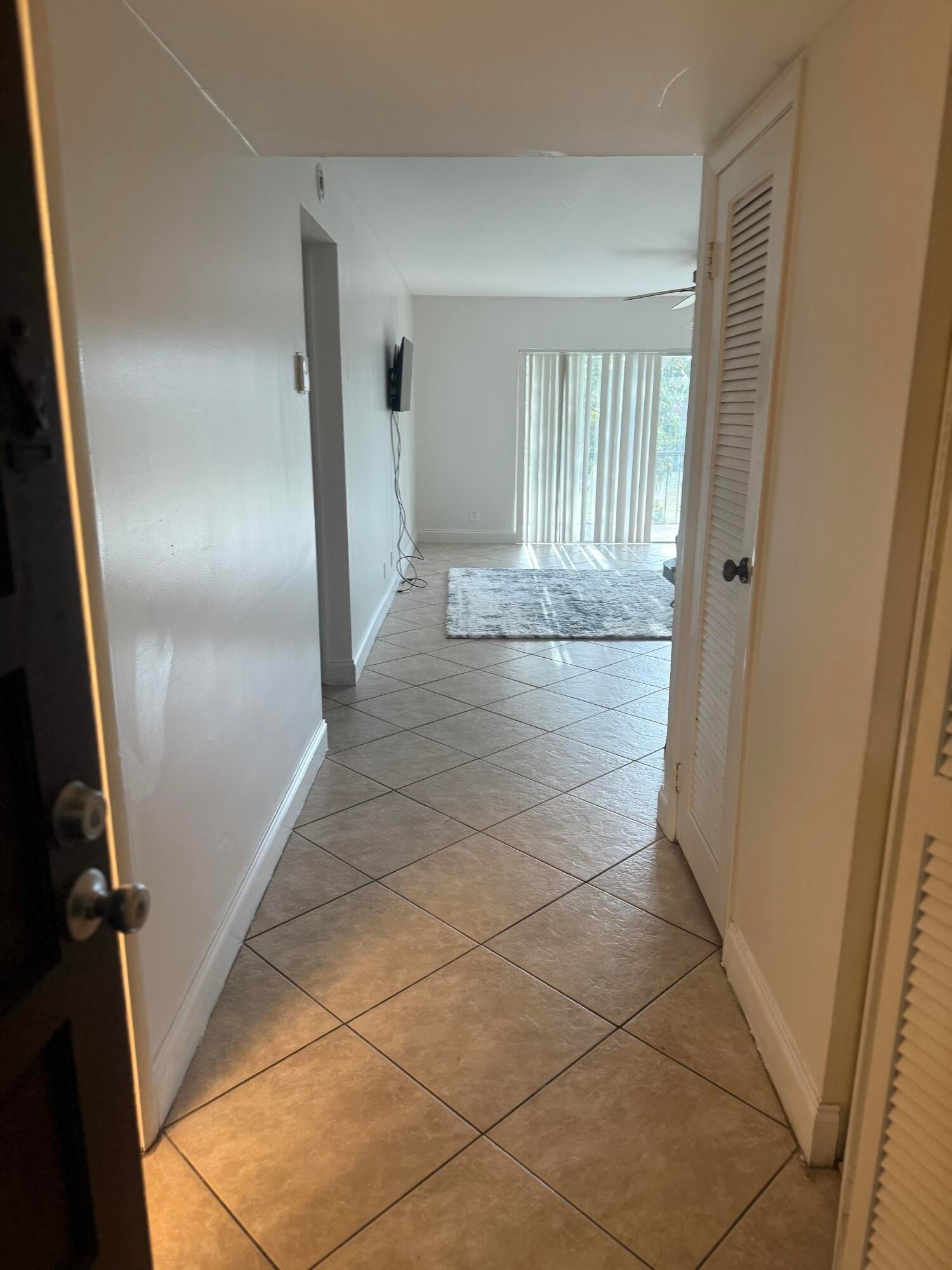 6301 N Falls Circle Drive 309, Lauderhill, FL 33319 photo 4