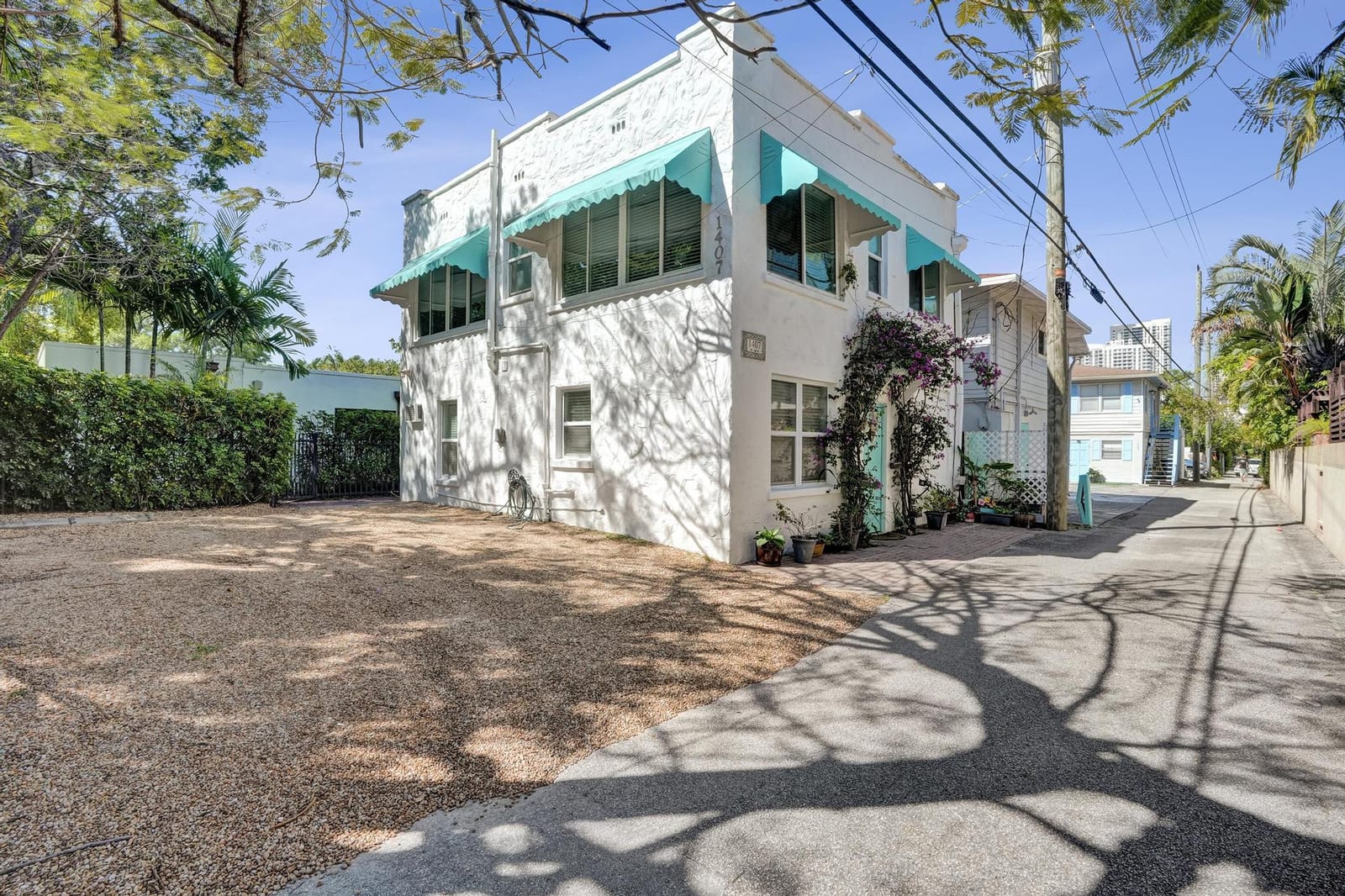 1405 SE 2nd Street, Fort Lauderdale, FL 33301 photo 2