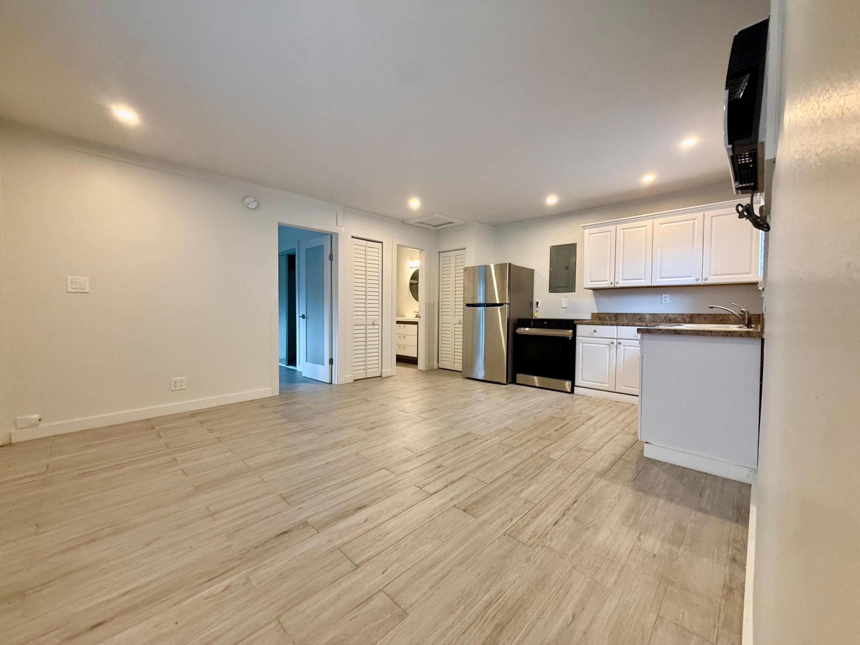 1215 NE 17th Avenue Unit 6, Fort Lauderdale, FL 33304, Fort Lauderdale