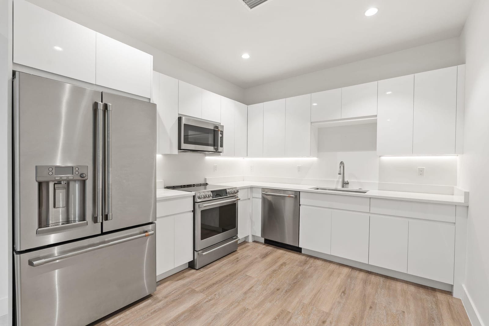 41 SW Seminole Street 204 — photo 11