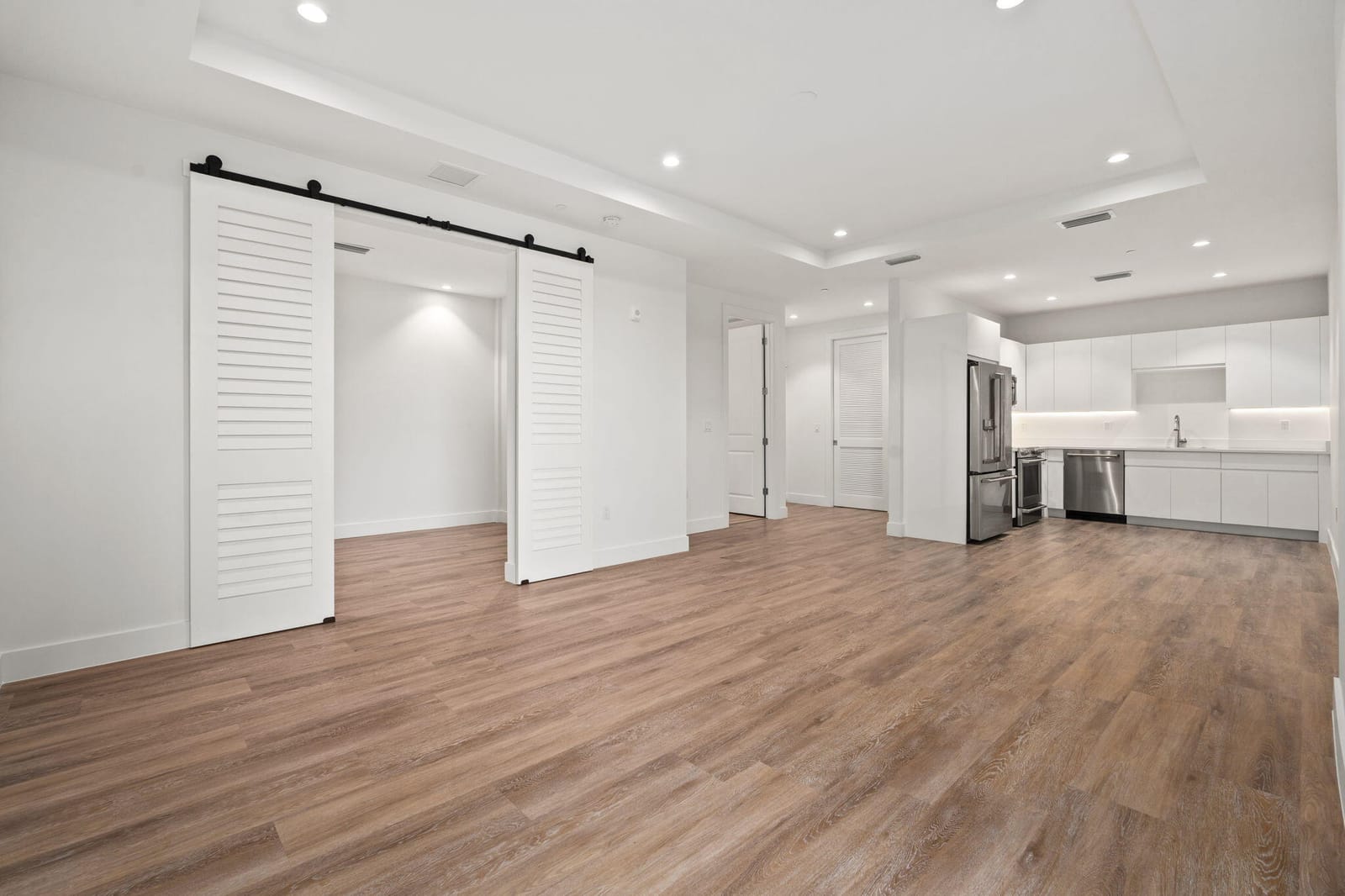41 SW Seminole Street 204 — photo 4