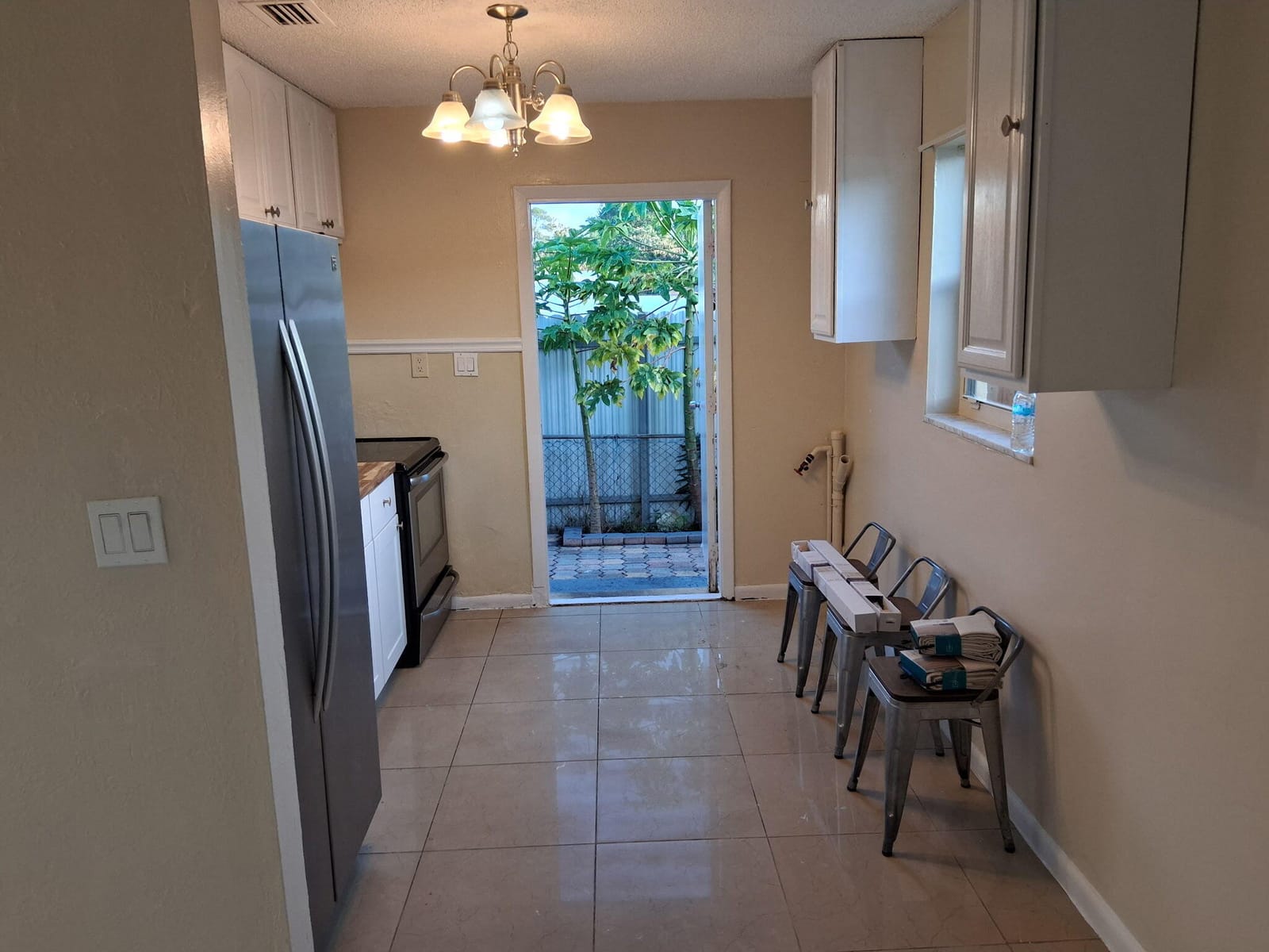 420 Fleming Avenue, Greenacres, FL 33463 photo 2