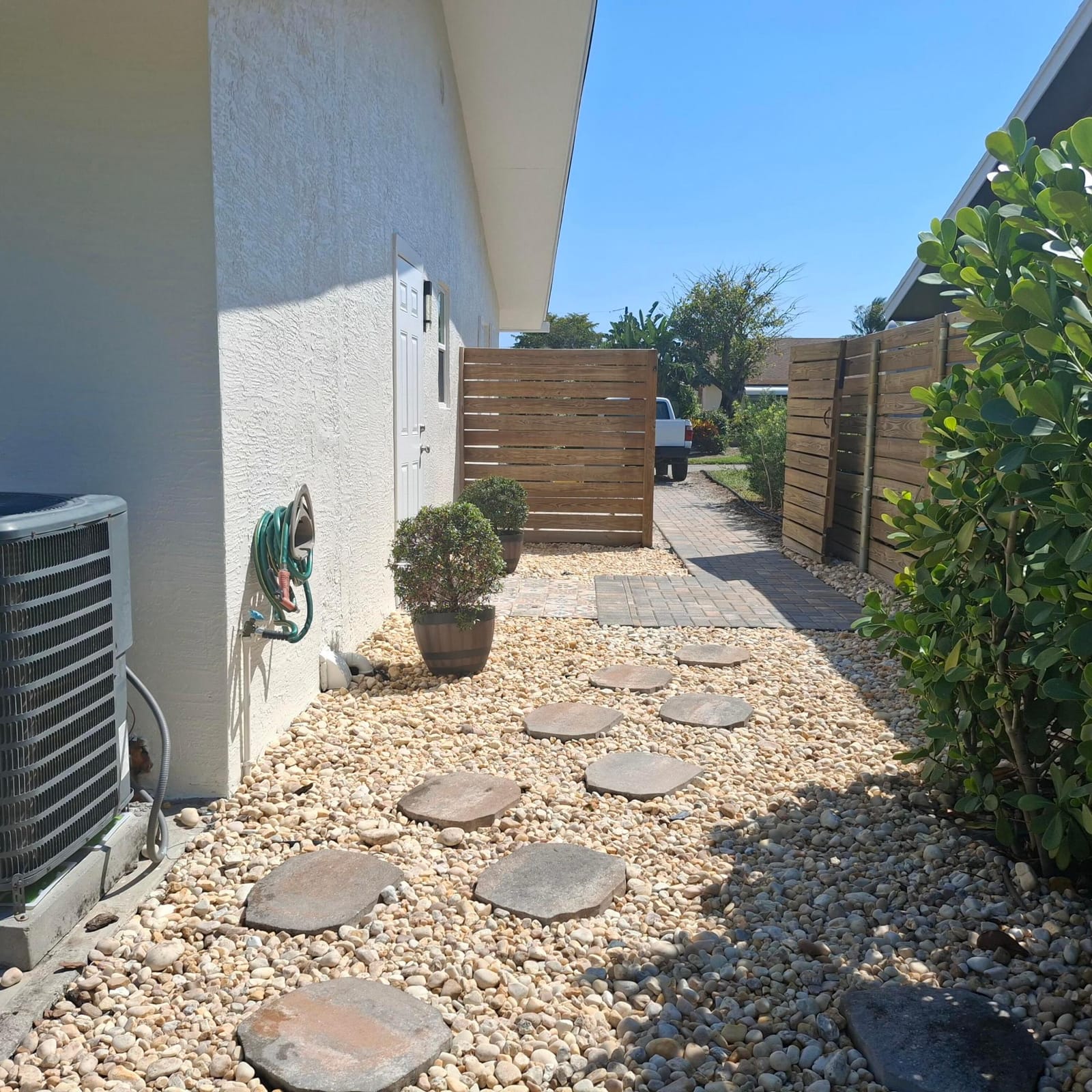 1097 Wilkinson Road B — photo 3