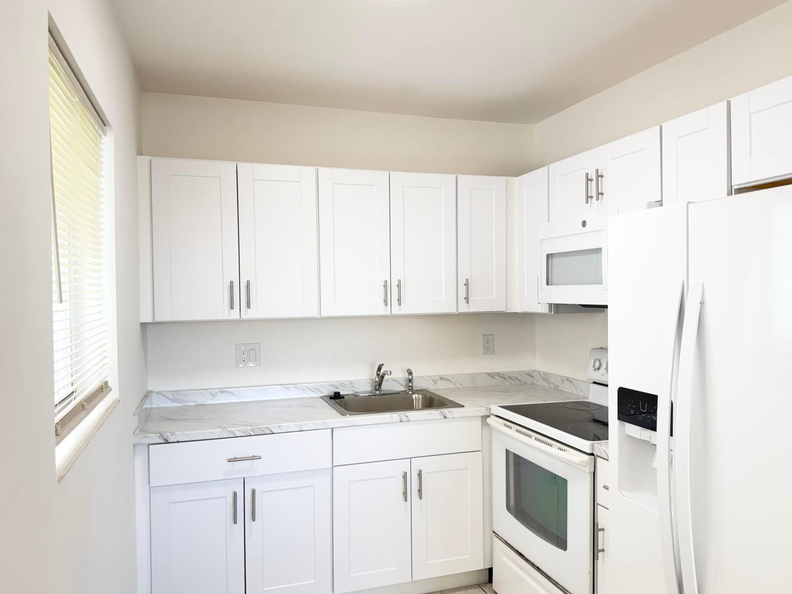 3402 Cynthia Lane 205 — photo 5
