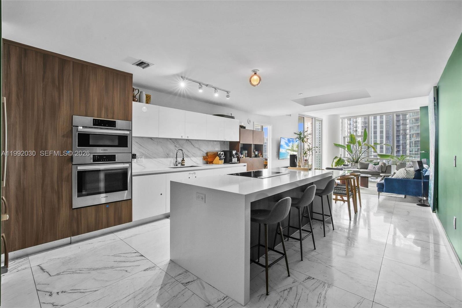 851 NE 1st Avenue 3211, Miami, FL 33132, Miami