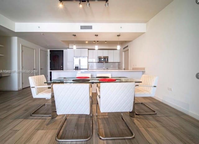 999 SW 1st Avenue 2105, Miami, FL 33130