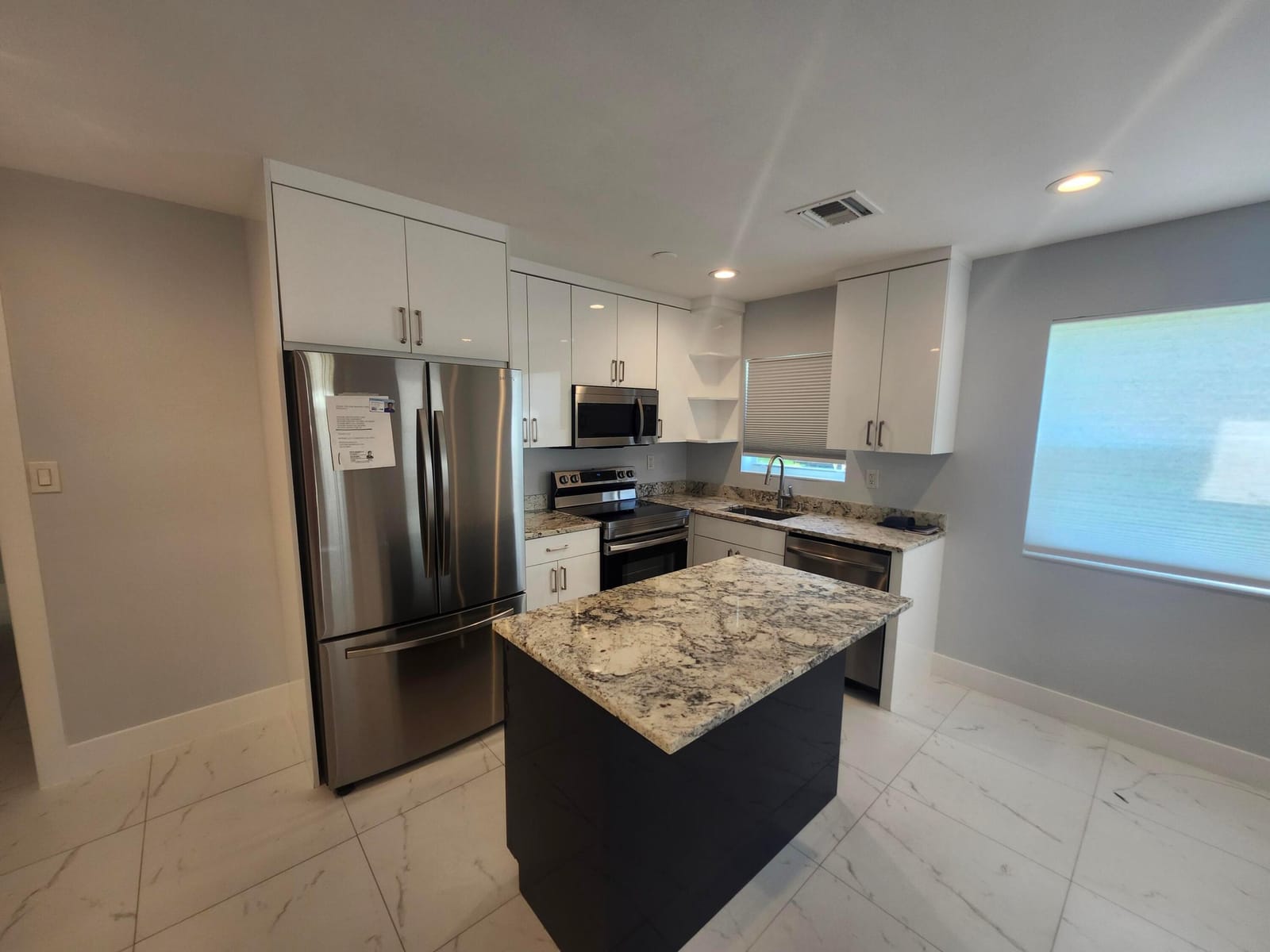 511 N 60th Way East Apartment — photo 8