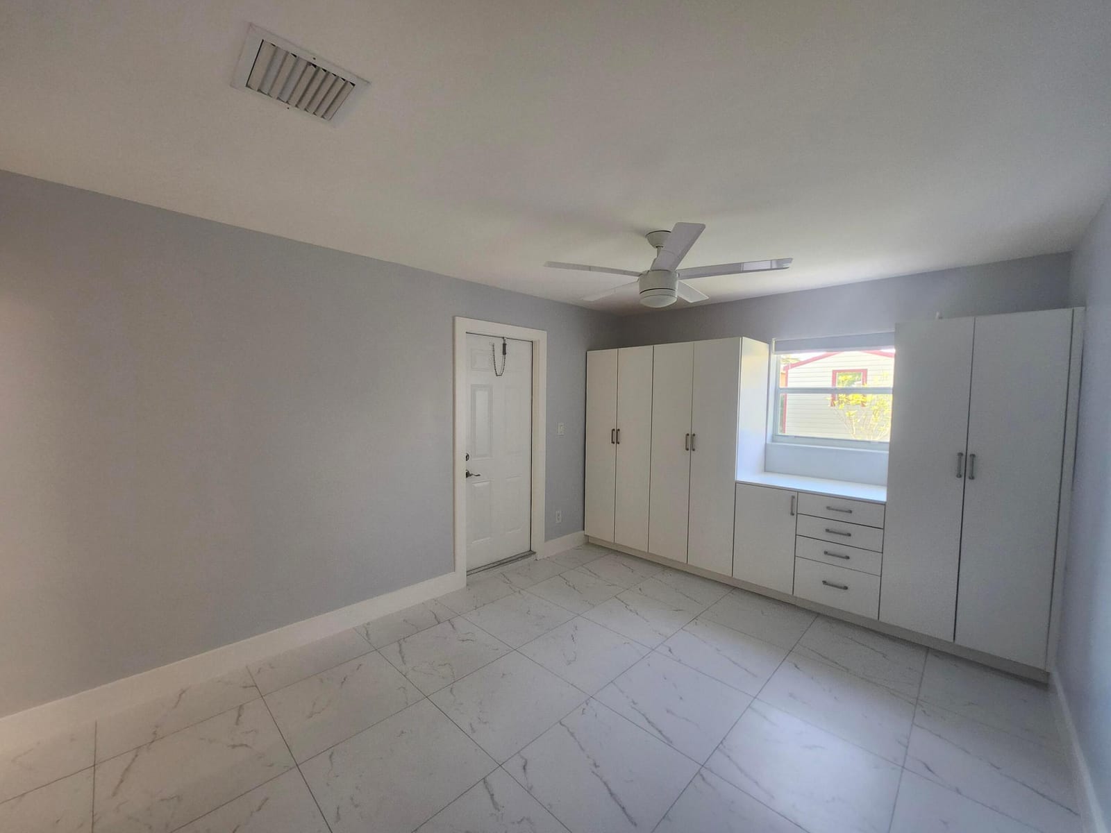 511 N 60th Way East Apartment — photo 9