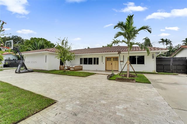 3350 N 40th Street, sold in Hollywood Hills North Sec, Hollywood, FL