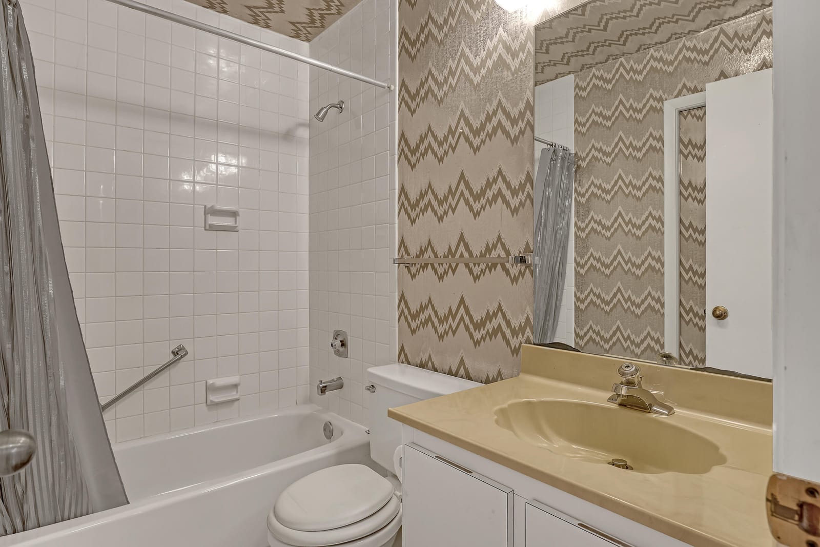 13841 Royal Palm Court A, Delray Beach, FL 33484 photo 14