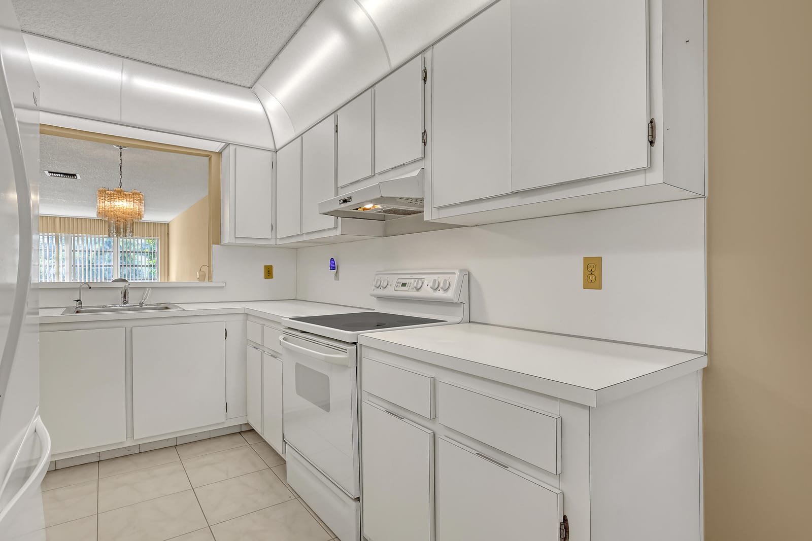 13841 Royal Palm Court A, Delray Beach, FL 33484 photo 3