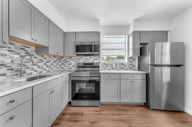 3750 SW 59th Avenue 3, Davie, FL 33314