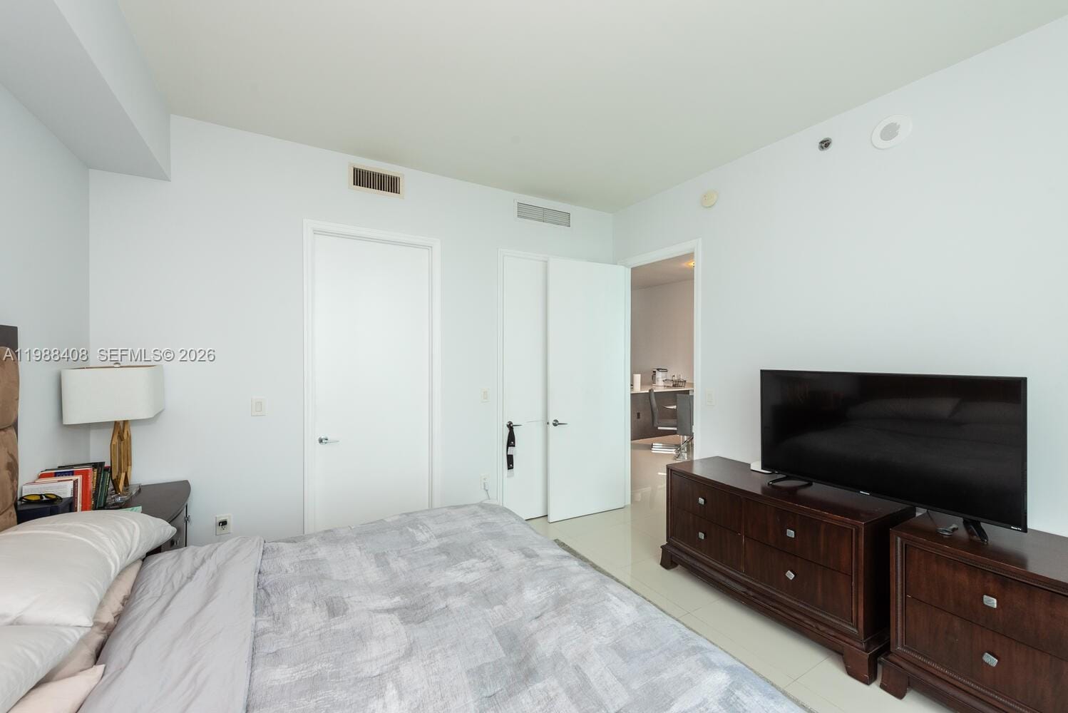 55 SE 6th Street 4200, Miami, FL 33131 photo 14