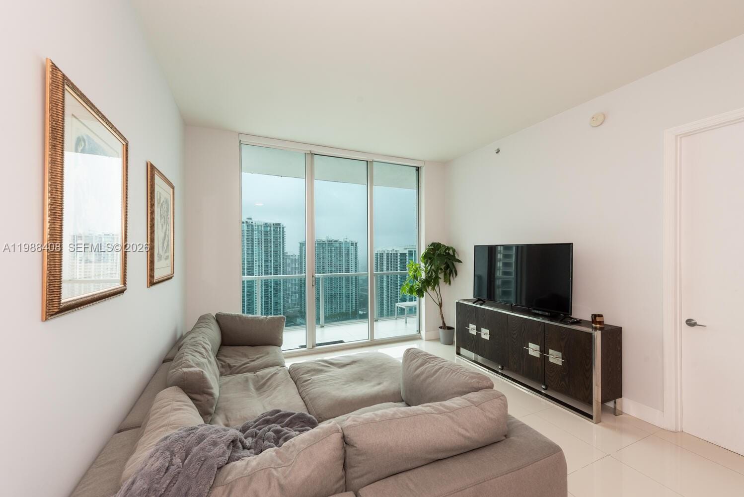 55 SE 6th Street 4200 — photo 4