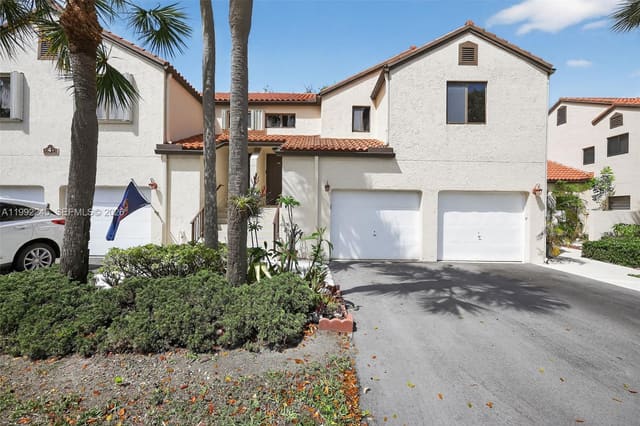 4 Via De Casas Sur 202 202, sold in South Lake Condo, Boynton Beach, FL