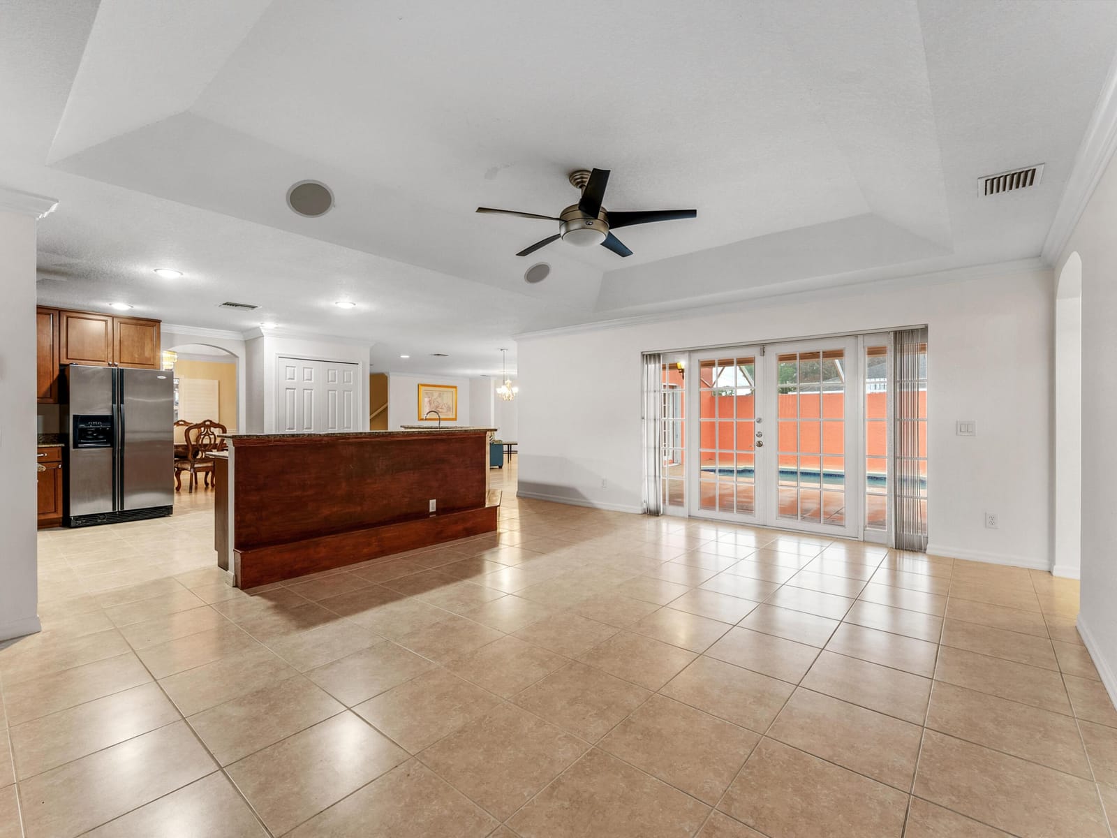 430 SE Thanksgiving Avenue — photo 10