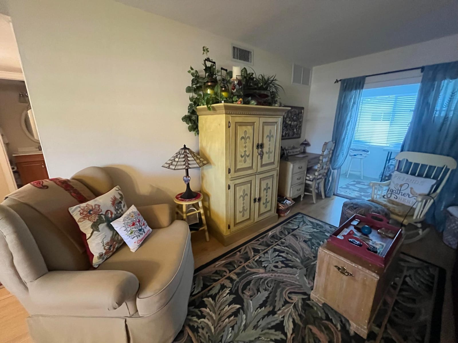 2191 NE 1st Court 203 — photo 4