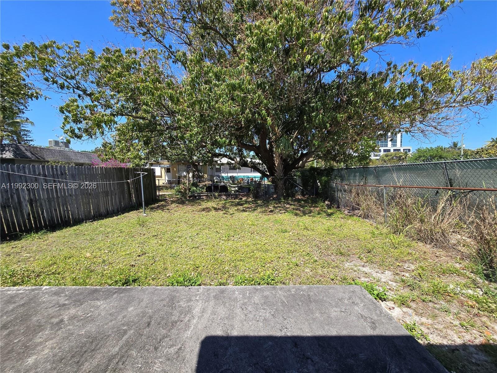 211 SE 10th Street, Hallandale Beach, FL 33009 photo 16