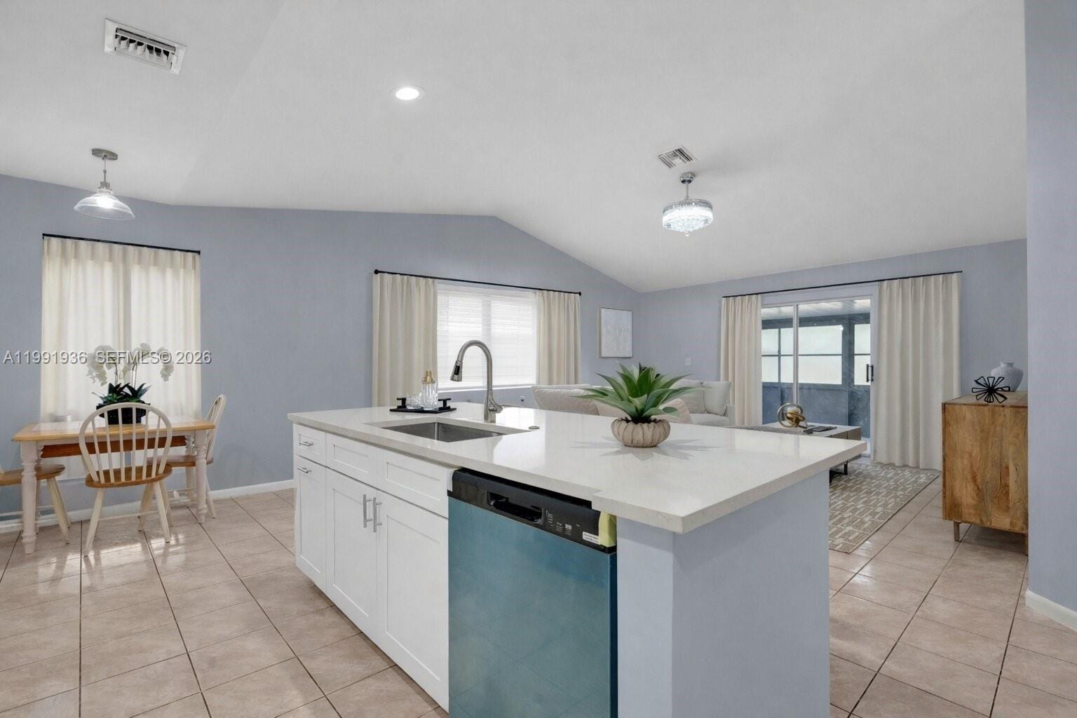 9131 N Lake Miramar Circle, Miramar, FL 33025 photo 15