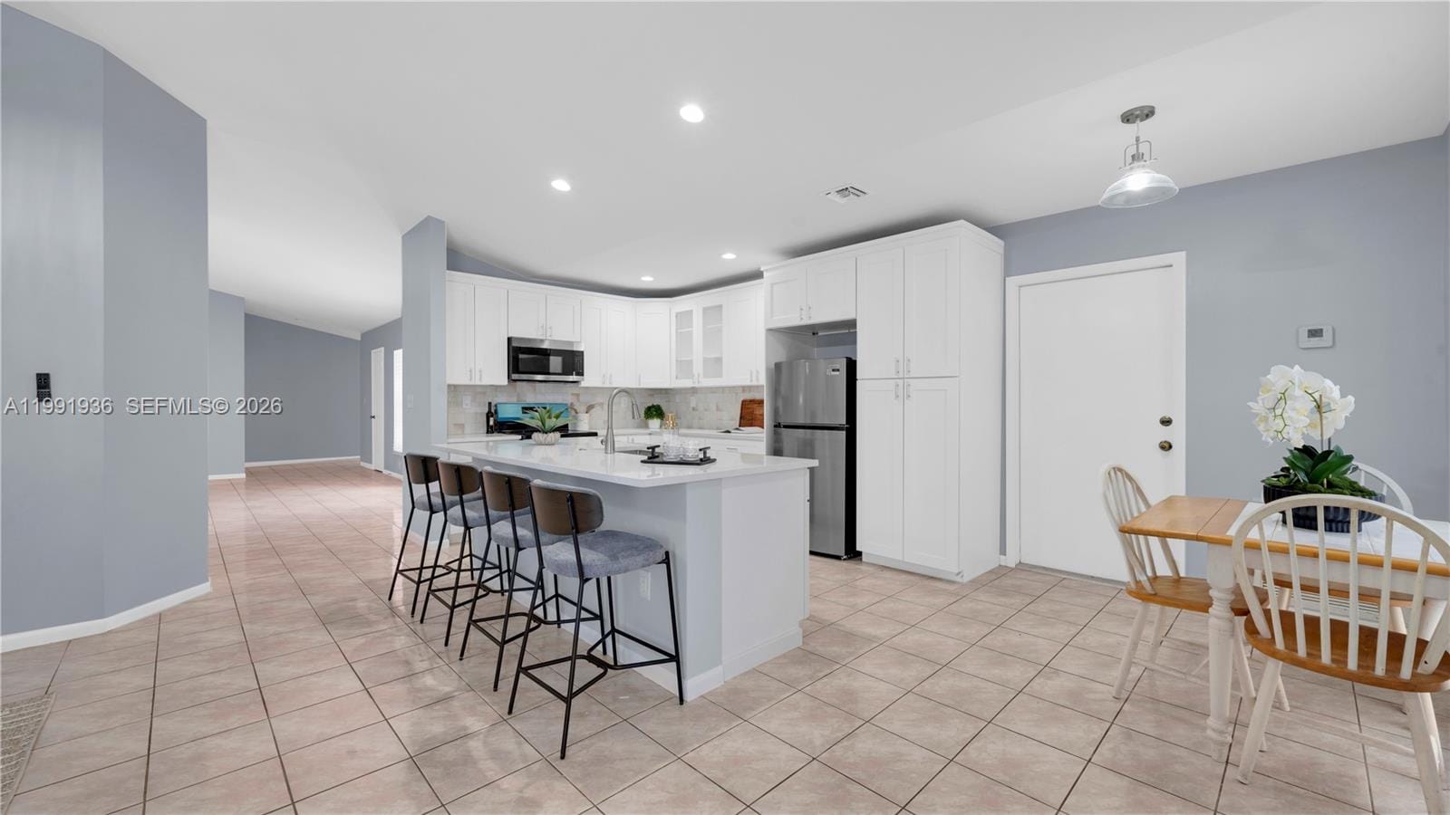 9131 N Lake Miramar Circle, Miramar, FL 33025 photo 19