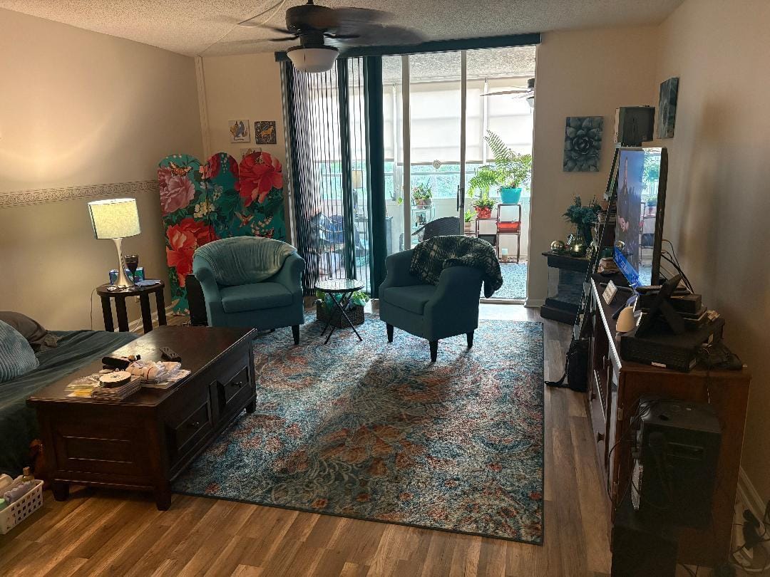 7300 Lake Cir Drive 404 — photo 5
