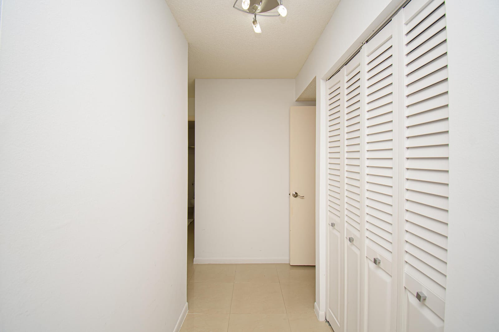 8334 Cypress Lane 1a — photo 11