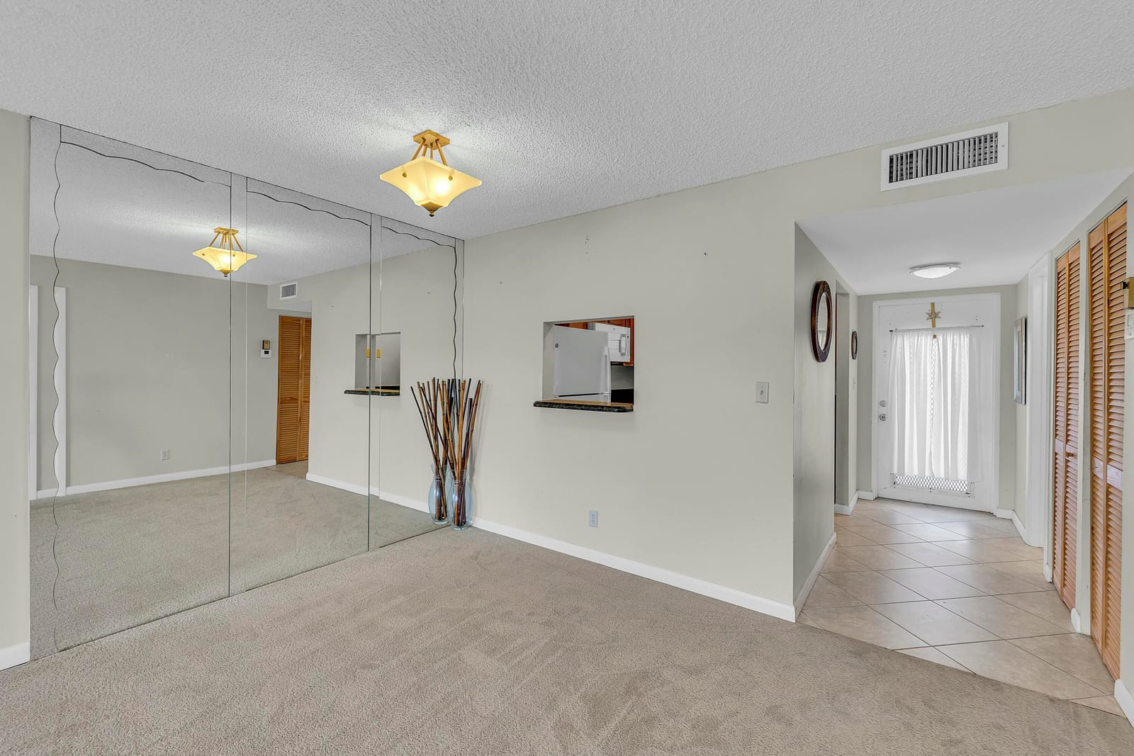 9401 Sunrise Lakes Boulevard 311, Sunrise, FL 33322 photo 11