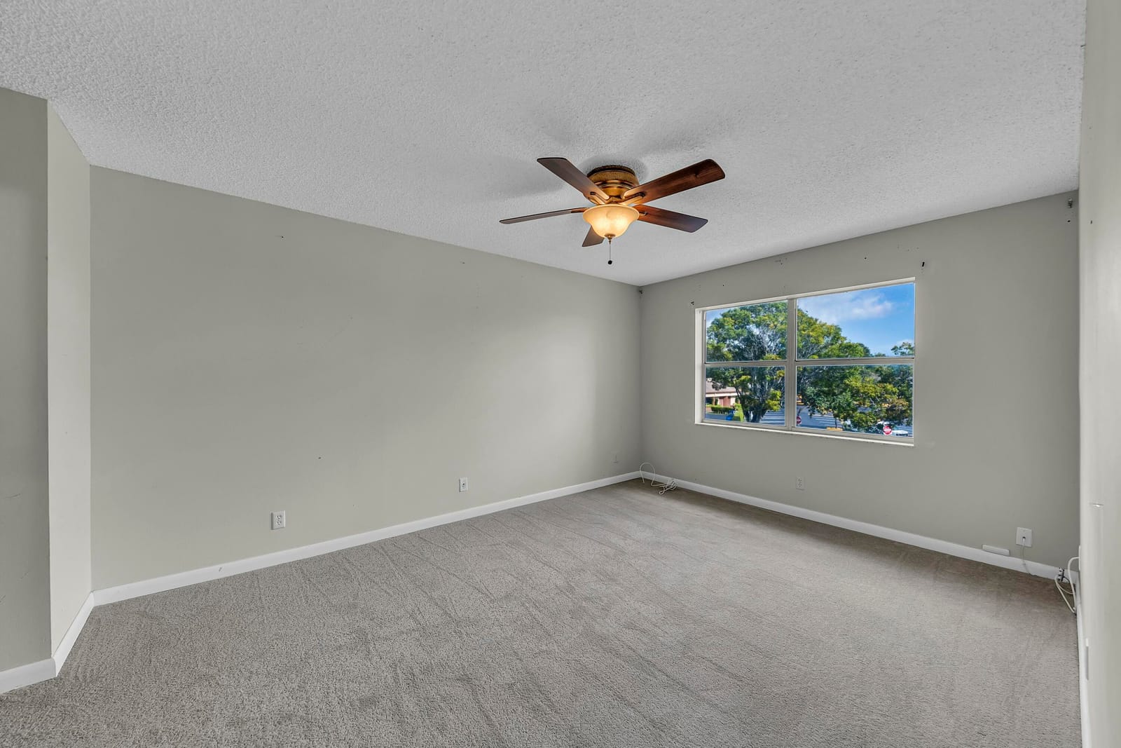 9401 Sunrise Lakes Boulevard 311, Sunrise, FL 33322 photo 20