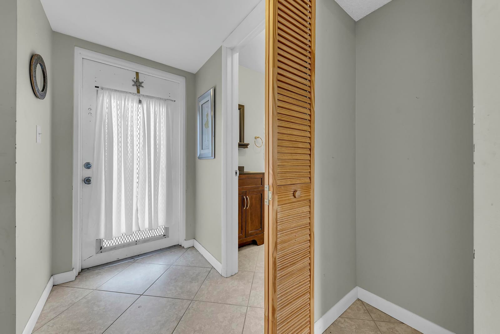 9401 Sunrise Lakes Boulevard 311, Sunrise, FL 33322 photo 3