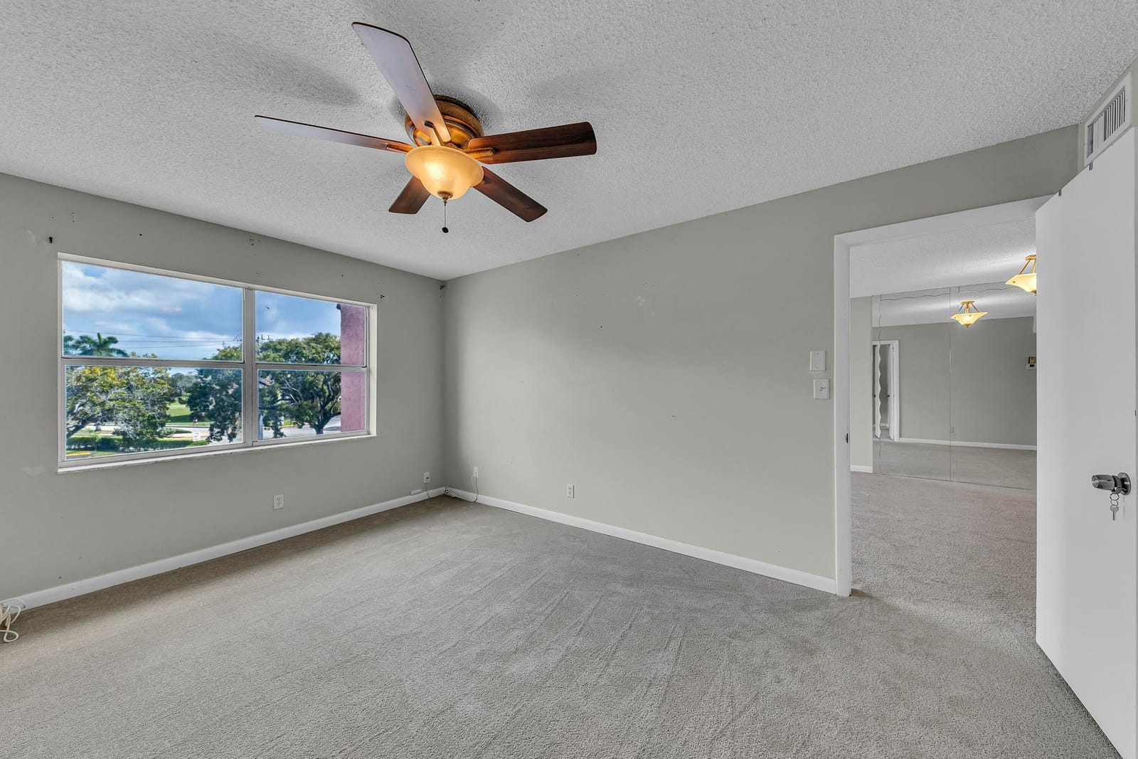 9401 Sunrise Lakes Boulevard 311, Sunrise, FL 33322 photo 21