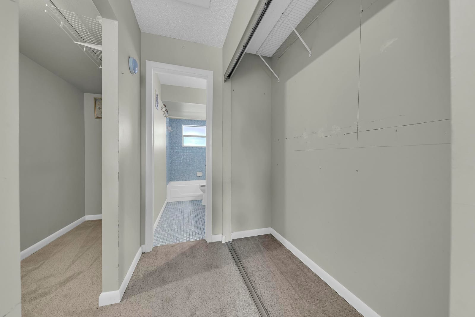 9401 Sunrise Lakes Boulevard 311, Sunrise, FL 33322 photo 22